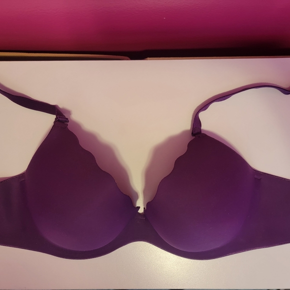 Wacoal BTemptd - BWowd Convertible Scalloped Push Up Bra - Picture 1 of 3